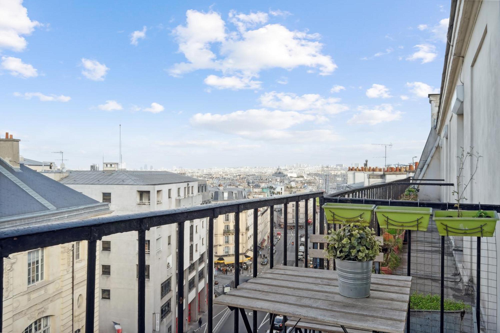 Amazing View In Heart Of Appartement *